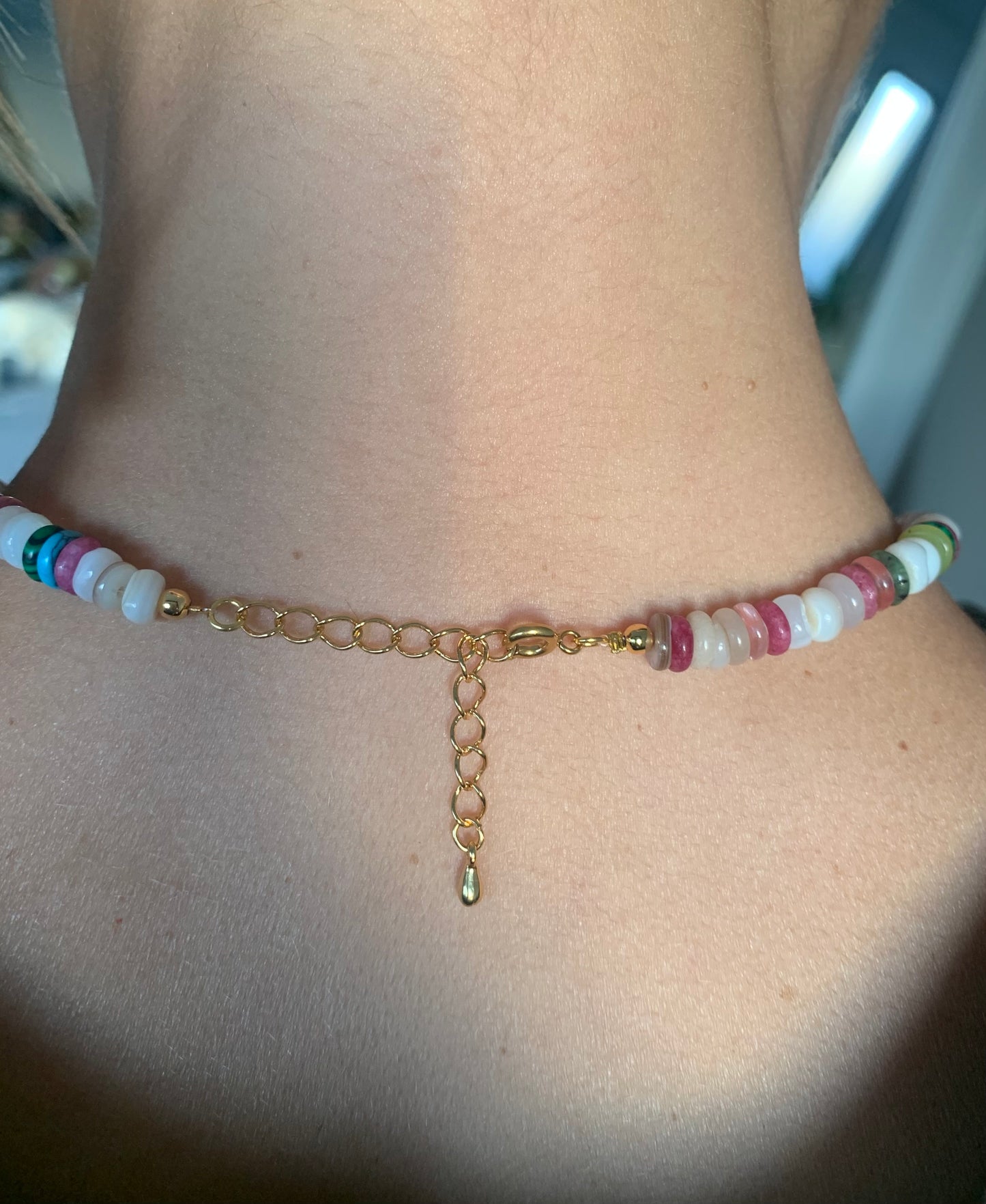 Collier OKA pierres semi précieuse