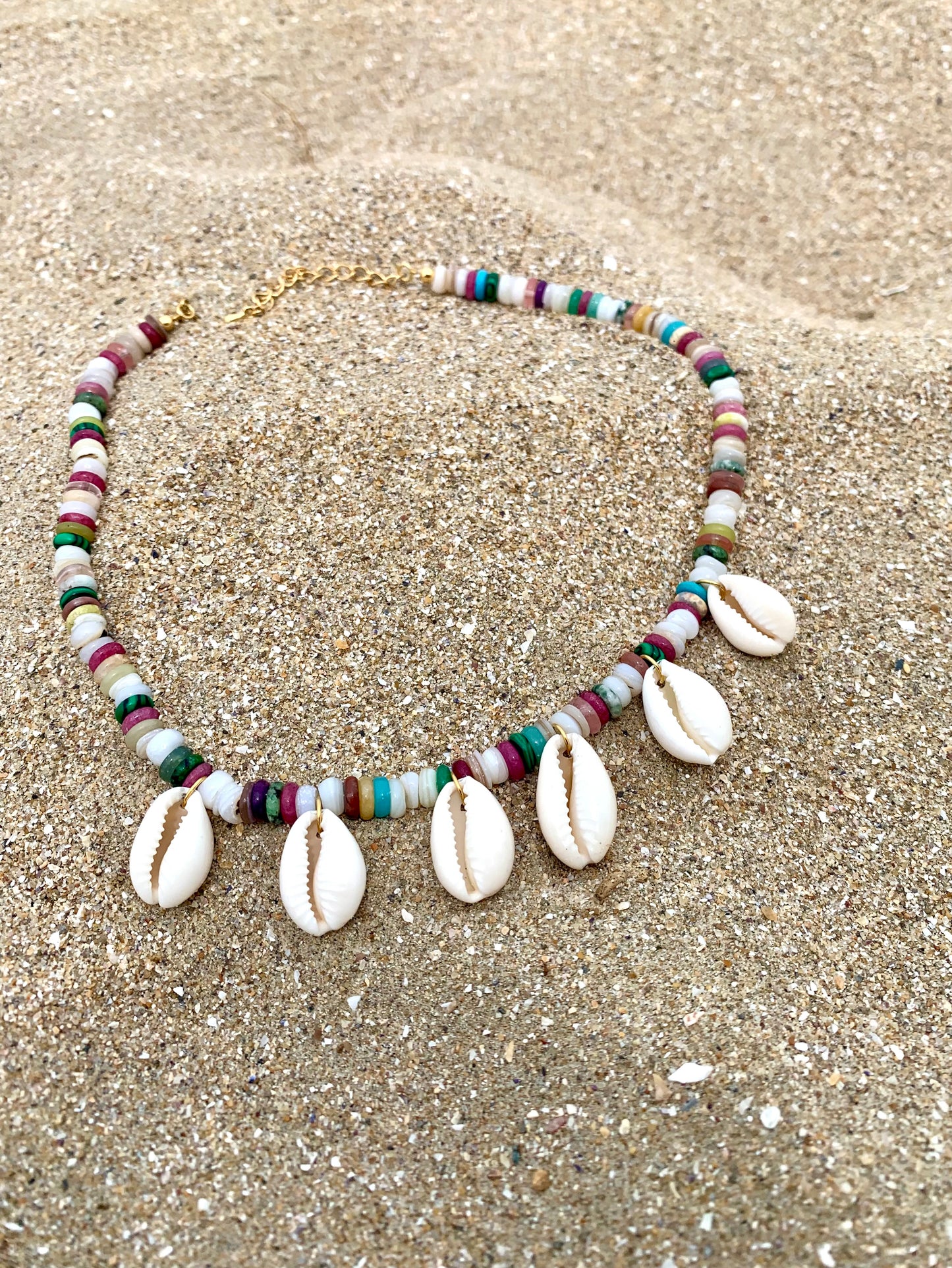 Collier OKA pierres semi précieuse